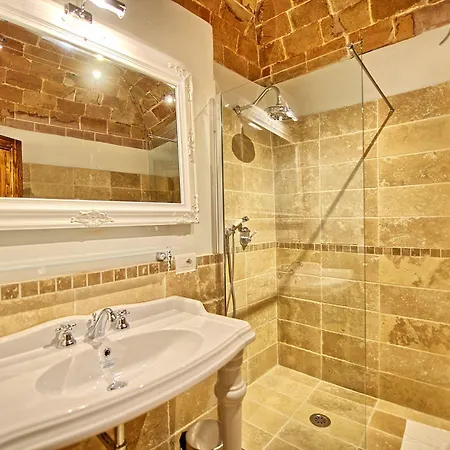 Sant'anastasio Luxury